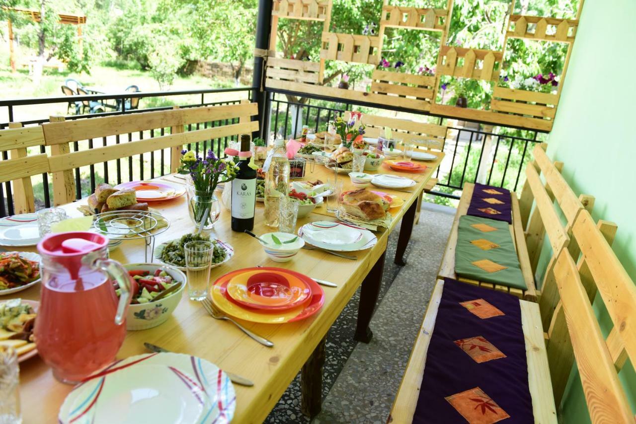 Red House Hatis Katnakhpyur ภายนอก รูปภาพ